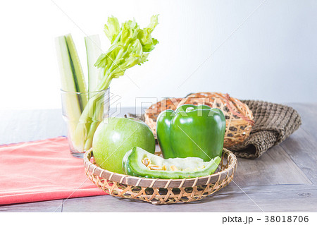 fresh and fruit fresh and fruit 38018706