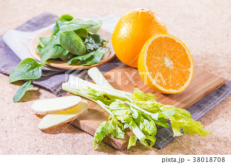 fresh and fruit 38018708