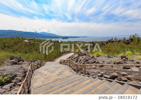 有村溶岩展望所 遊歩道 -桜島 大正溶岩原に作られた360度広がる眺望の展望所- 38019172