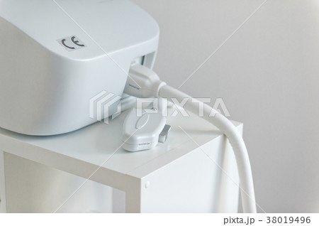 Electronic hair removal by modern methods 9116. Electronic hair removal by modern methods 9116. 38019496