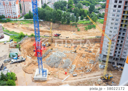 The blurring of the construction site The blurring of the construction site 38022172