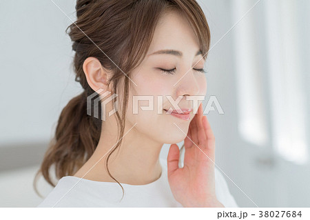若い女性、ビューティーイメージ 若い女性、ビューティーイメージ 38027684