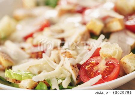 caesar salad with cherry tomatoes macro caesar salad with cherry tomatoes macro 38029791