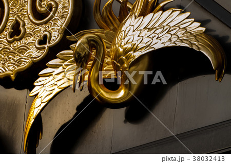 川崎八幡宮神社_鶴の彫刻_2018.01.31の写真素材 [38032413] - PIXTA