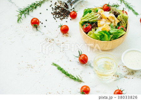 Caesar salad Caesar salad 38033826