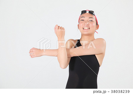 スイム　水着　競泳女子 38038239