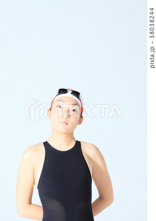 スイム　水着　競泳女子 38038244