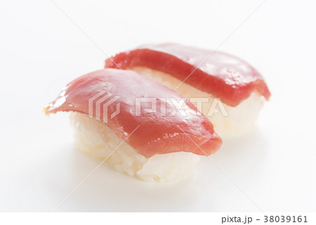 マグロの握り寿司 38039161