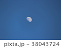 昼間の月 38043724