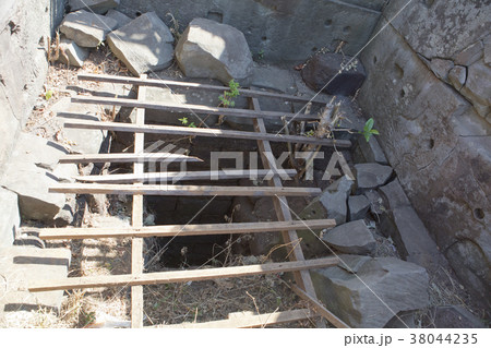 death pyramid Prasat Prang. The entrance inside wh 38044235