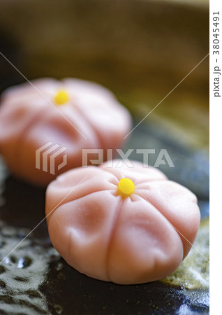 和風なお菓子イメージ 38045491