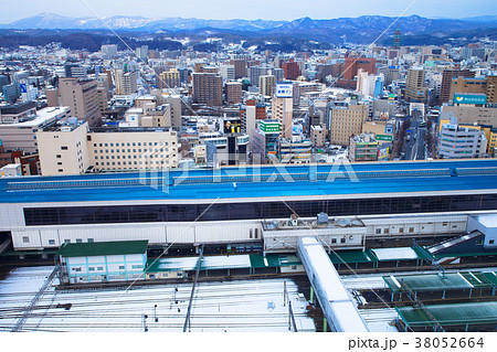 マリオスより盛岡駅と開運橋方面の街並みを望む マリオスより盛岡駅と開運橋方面の街並みを望む 38052664