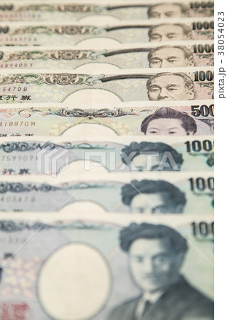 お金 38054023