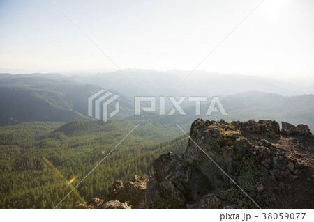 Iron Mountain Hike in Oregon 38059077
