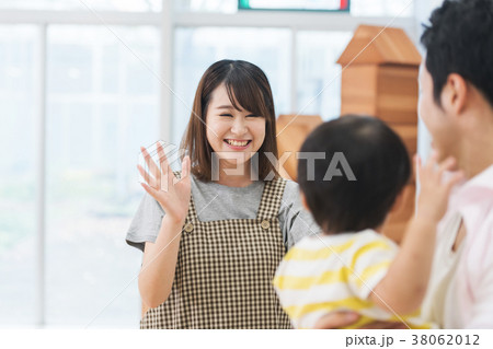 幼稚園　保育園 38062012