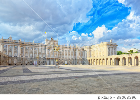 Royal Palace in Madrid (Palacio Real de Madrid) Royal Palace in Madrid (Palacio Real de Madrid) 38063596