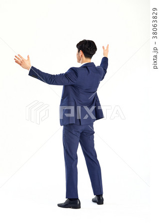 青年 20代 会社員 38063829