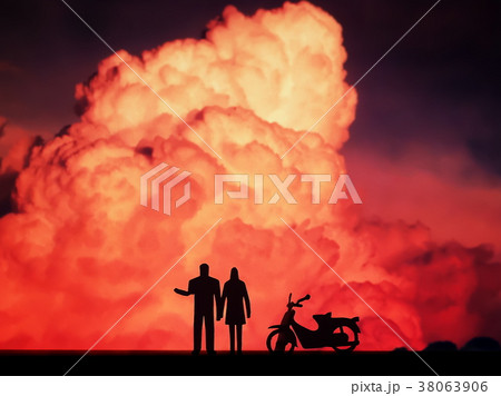 カップルシルエット_3 38063906