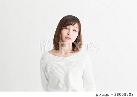 カジュアルポートレート・白バック 38068508