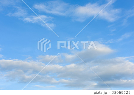 Beautiful cirrus clouds against the blue sky 38069523
