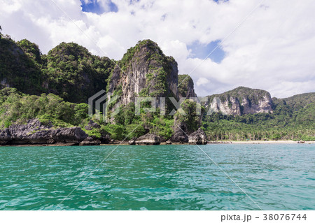 Popular travel tropical Tonsai beach 38076744