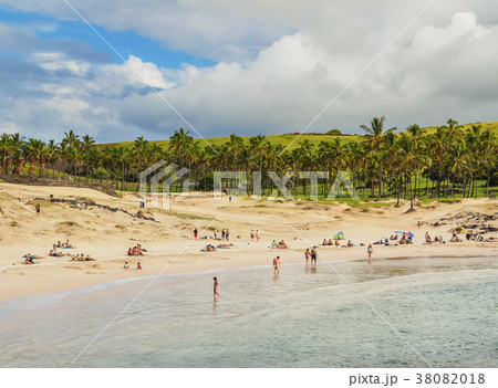 Landscape of Anakena on Easter Island, Chile Landscape of Anakena on Easter Island, Chile 38082018