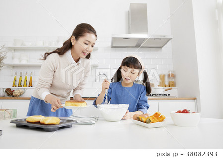 フード 子供 女性 38082393
