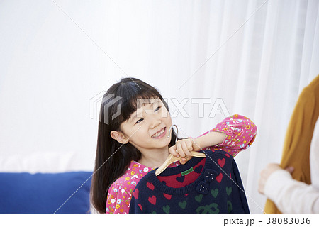 笑顔 微笑 微笑み 38083036