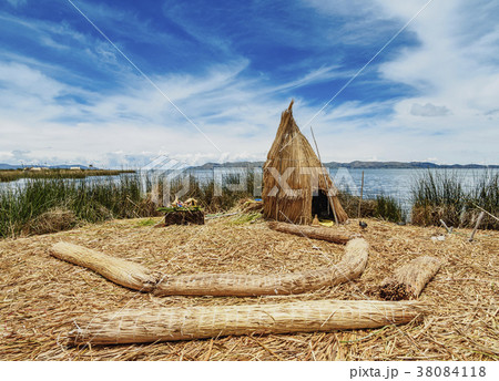 Uros Islands on Lake Titicaca in Peru 38084118