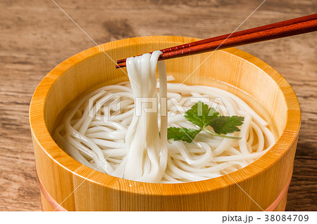 手打ちうどん homemade noodles of Japan(udon) 手打ちうどん homemade noodles of Japan(udon) 38084709