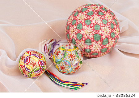 幾何学模様のてまり 38086224