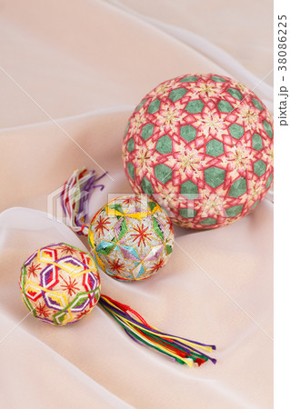 幾何学模様のてまり 38086225