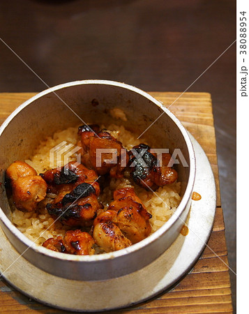 鶏釜飯 38088954
