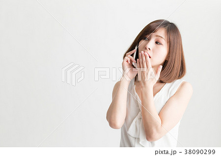 カジュアルポートレート・白バック 38090299