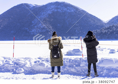 厳冬期の然別湖 38092747