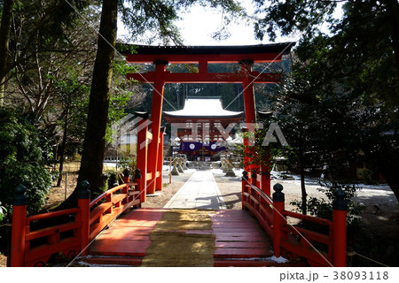 世界遺産　冬の丹生都比売神社 38093118