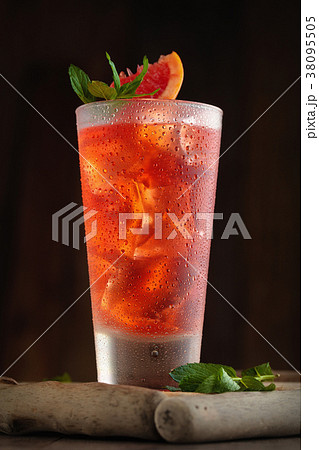 Fresh grapefruit lemonade. Fresh grapefruit lemonade. 38095505