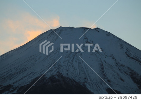 冬の富士山 38097429