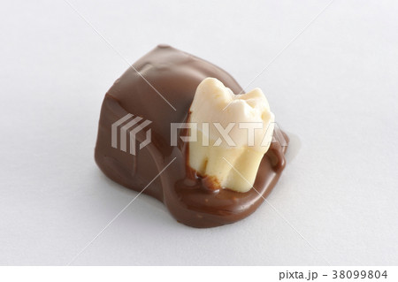 虫歯 虫歯 38099804