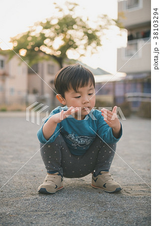 3 years old 3 years old 38103294