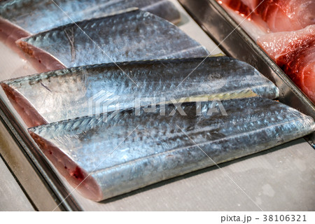 太刀魚切り身 38106321