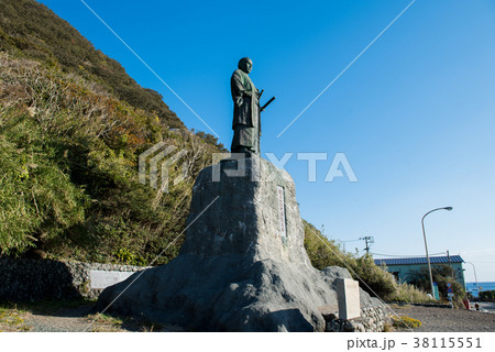 中岡慎太郎像　（室戸岬） 38115551