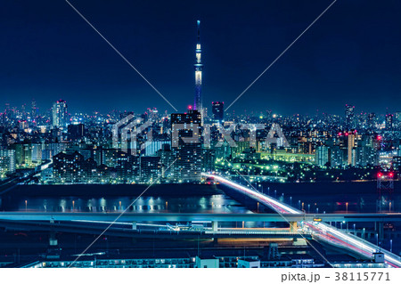 タワーホール船橋の夜景 スカイツリー方向 の写真素材