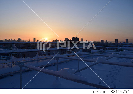 大雪の屋上 大雪の屋上 38116754