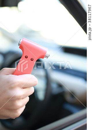 脱出 (緊急 逃げる ハンマー 危険 急遽 避難 非常用 運転手 ドライバー ボディパーツ 顔なし) 38117967