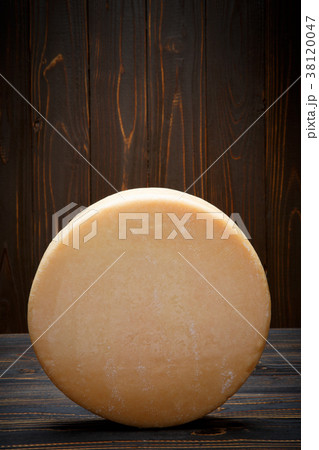 Whole round Head of parmesan or parmigiano hard Whole round Head of parmesan or parmigiano hard 38120047
