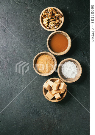 Salted caramel fudge Salted caramel fudge 38120099