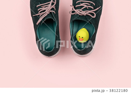 Men's shoes with yellow duck 38122180
