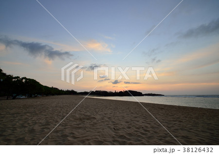 朝のNusa Dua Beach 朝のNusa Dua Beach 38126432