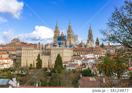 サンティアゴ・デ・コンポステーラ 38129877